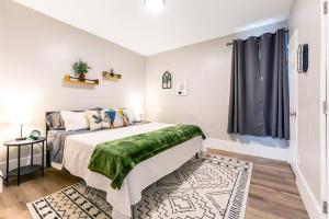 Modern, Rustic Farmhouse Apartment near Downtown