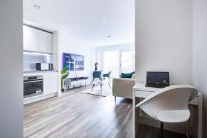 Luxe Apartment by Excel