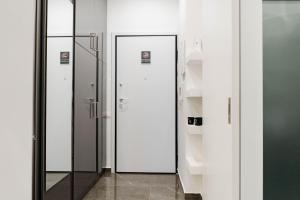 Larissa Railway &Metro station apartment