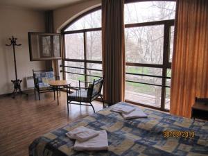 Central Family Hotel