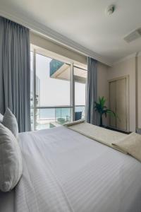 Al Bateen Residences, Jumeirah Beach Residence - Mint Stay