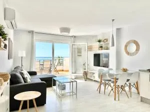 MIRAMAR BEACH CALETA DE VÉLEZ MÁLAGA - La Caleta