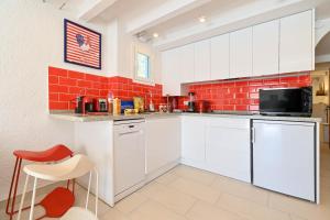 Basilmary by Aguilarent