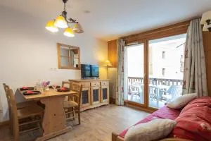 L'Etoile d'Orcières Merlette - Au pieds des pistes - Forest des Baniols