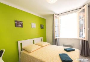 Appartements Domus cesar, wifi, proche gare et arenes : photos des chambres