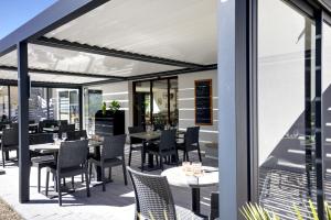 Hotels Campanile Orange Centre sortie 21 sur A7 A9 : photos des chambres