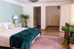 Villas Saint Tropez Bay Charming villa with sea view : photos des chambres