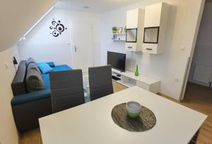 Guest house 902 Črnivec