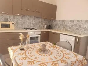 Studio mitoyen à la campagne vue sur la mer - Pancone