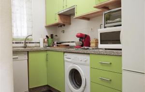 Cozy Apartment In Sanlúcar De Barrameda