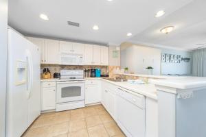 Majestic Beach Towers II #1902