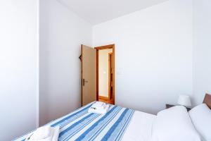Portobello sul mare by Rentbeat