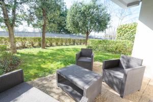 Appartements Spacieux et beau T2 en rez de jardin par Groom* : photos des chambres