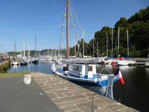 Maisons de vacances Charming Breton holiday home with premium comfort at the port of Legue Plerin : photos des chambres