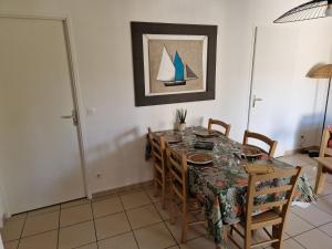 Chalets Chalet T3 Nature Piscine Tennis : photos des chambres