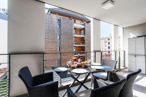 VICTOR HUGO AP4159 Nice, by Riviera Holiday Homes