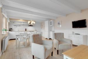 Romantic And Charming Holiday Apartment In Løkken