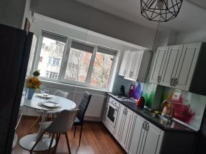 Mall Eva II Apartments