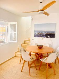 Duplex Las Torres La Barrosa 4 Bedrooms By Chiclana Dreams - A 750 m de la playa