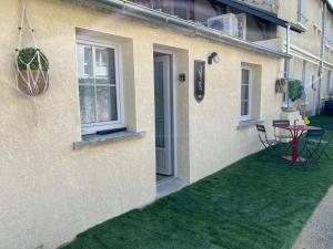 B&B / Chambres d'hotes Le gite des 3 mousquetaires : Appartement 1 Chambre