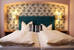 Comfort Double Room room in Historik Hotel Goldener Hirsch Rothenburg