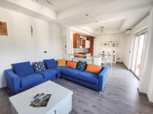 Ampio Quadrilocale 8 Pax vista mare