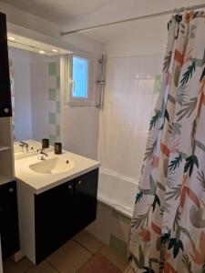 Chalets Chalet T3 Nature Piscine Tennis : photos des chambres