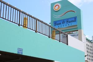 Sun & Sand Resort Oceanfront Suites