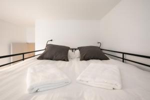 Appartements Lovely Cosy Apartment Terrace - 5 min DISNEYLAND Paris : photos des chambres