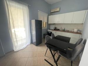 Nikea apartment near Piraeus port and metro st II