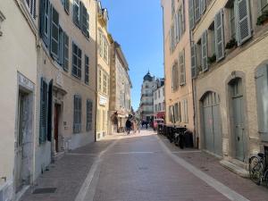 Appartements Vue magique sur le chateau dans un quartier populaire : photos des chambres