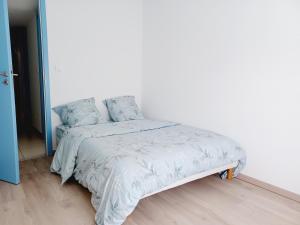 Appartements Appart type F4 Neuf avec Parking proche Strasbourg et 40min Europa Park : photos des chambres