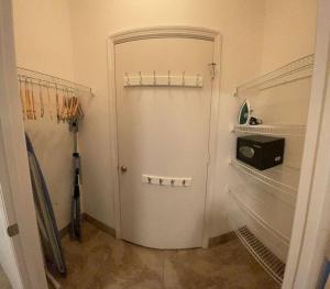 Apartment 3 BR in Tuscana Resort , 15" from Disney