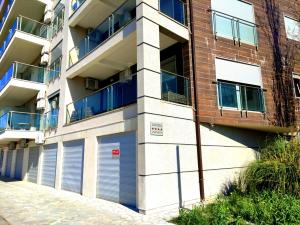 Skyline View Apt & Pool Retreat