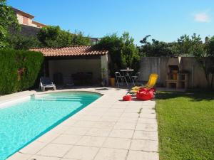 Maisons de vacances Appartement en Provence-Luberon - piscine et calme : photos des chambres