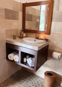 Dharma Shanti - Spacious Villa with Pool in UBUD