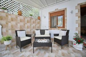 Vasias Small Villa