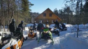 Chalet bois rond aux paysages uniques avec Spa !