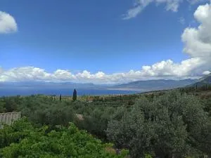 Tsigkos Apartment ! - Megáli Mandínia