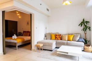 Vacationer Holiday Homes I 1 Bed Downtown I Walk to Dubai Mall & Burj Khalifa