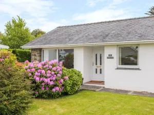 Garreg Wen - Llanystymdwy