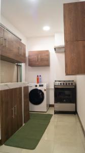Remodeled Downtown Apartment - Centro de Guayaquil