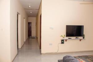 A Cozy 3 Bed Apartment With a Swimming Pool in Nyali - Sea View