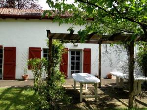 Maisons de vacances Altzugarria, ancienne ferme Basque, authentique et familiale a Sare : photos des chambres