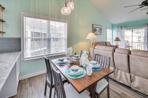 8 Mi to Boardwalk Myrtle Beach Condo Near Golfing