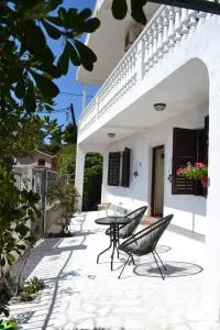 Holiday home White House - Gornji Sušanj