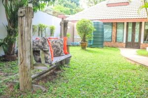 Suzie pool villa 7 bedrooms with private pool.