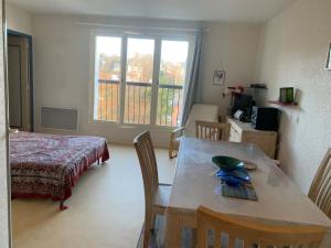 Appartement 2 pièces avec parking, centre de Villers-sur-Mer - FR-1-712-40