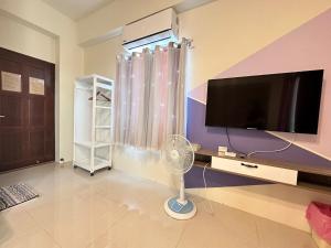 Phòng Giường Đôi Có Ban Công (Double Room with Balcony)