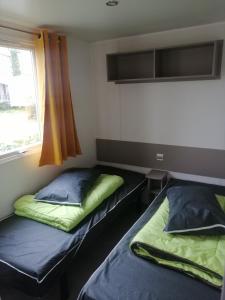 Campings MHVACANCES LOUE MH 137 2 CHAMBRES PROCHE CHATEAUX DE LA LOIRE et ZOO BEAUVAL : photos des chambres